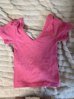 Aura Hot Pink Waffle V-Neck Short Sleeve Top